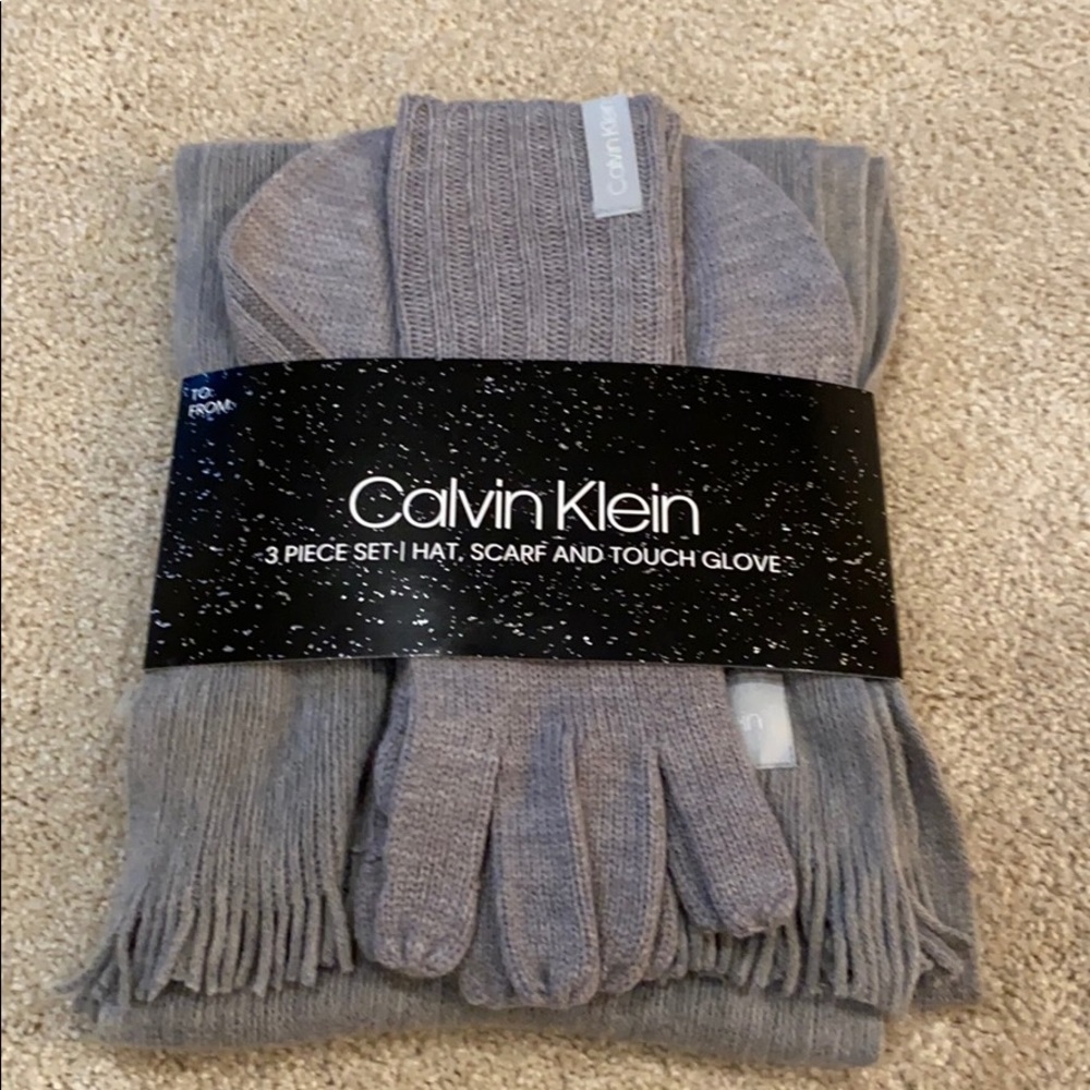 Calvin Klein Hat, Scarf and Glove Set